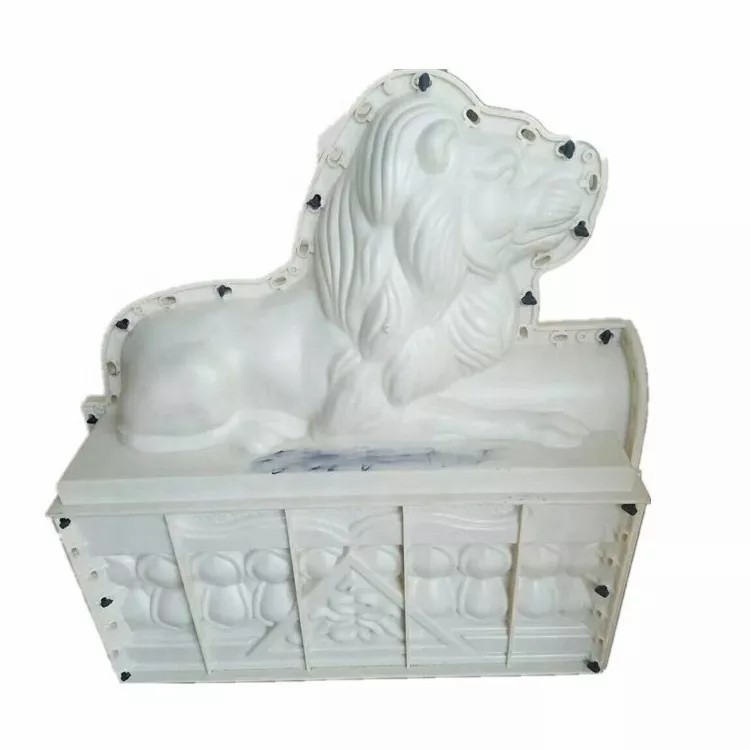 Precast Garden Decoration Cement Concrete Statues Plastic Animal Lion Status Mold